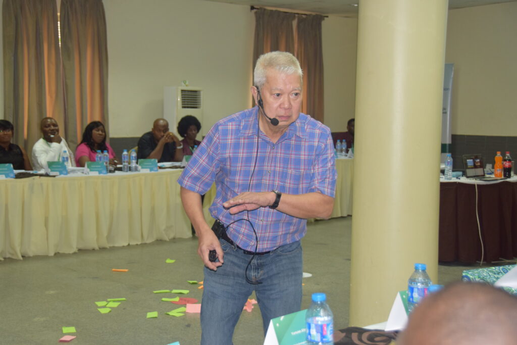 Dr. Benjamin Villasol Lozare facilitating a session at the LSCW series in Nigeria.